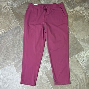 Reflex XL ladies activewear KNIT pant plum colour brand new with tags
